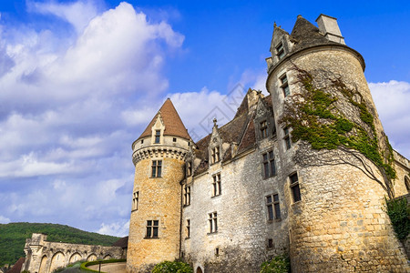 再生法国美妙的中世纪城堡ChateaudesMilandes多尔涅省的旅行和地标法国城堡ChateauMilandesDordo图片