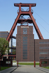 德国埃森的Zolllverein曾经是欧洲之王最大的交汇点于1986年关闭现在它成了教科文组织的世界遗产地颜色塔图片