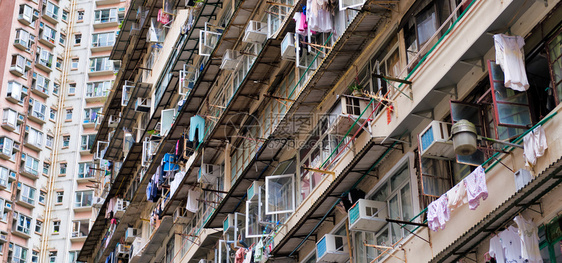 建造抽象的风景香港Quarry湾拥挤的住宅塔香港过分拥挤的狭窄公寓房高住密度的风光低角观视区宽湾QuarryBay香港图片