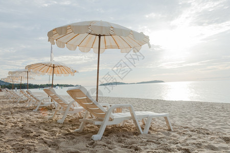 伞风景优美海边滩旅游景点沙和海滨的旅游景点行图片