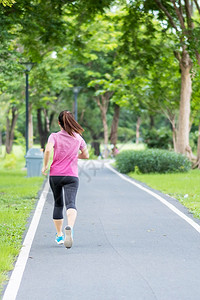 运动服活参加的年轻成女子在公园户外跑步女在路上慢亚洲人Athlete上午步行和锻炼健康的生活方式和锻炼概念外部图片