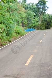 领域沿长路的平面和住宅区一条漫长的横道速度高公路图片