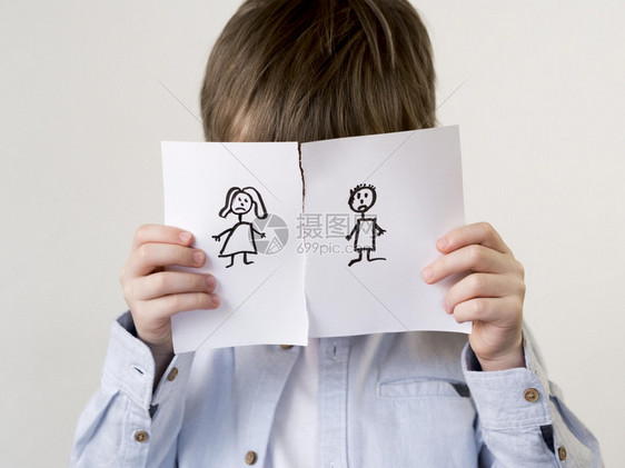 挫折有离散家庭图画的儿童离婚女图片