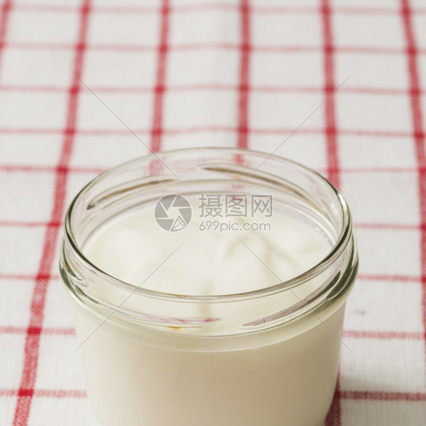 甜点早餐自制白酸奶罐桌布图片