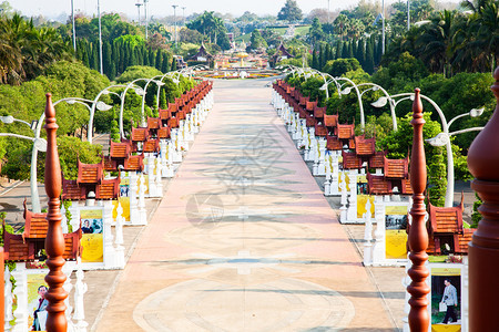 建造著名的泰国清迈皇家花劳拉特恰普赫鲁克公园风景优美图片
