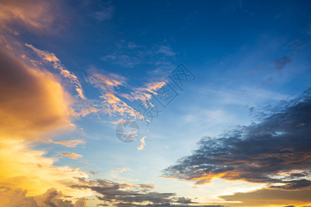 自然景观美丽的蓝色天空背景纹理白云日落图片