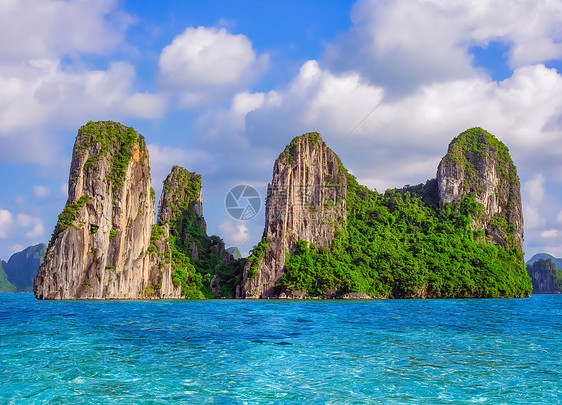 宁静梦越南东亚哈隆湾海岛和岩礁的美丽自然风景包括美丽的自然景观悬崖图片