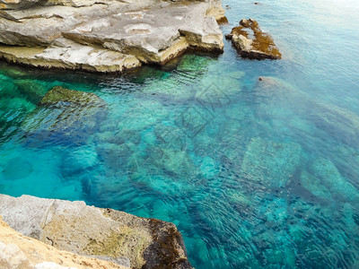 西里岛岩石海岸的景象户外云蓝色的图片