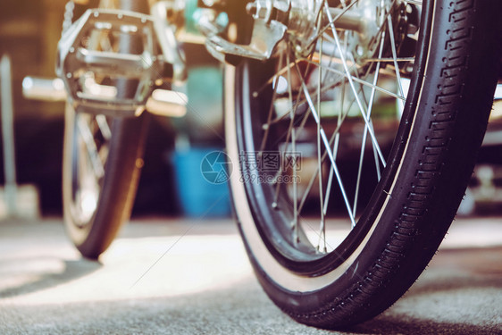 车把曲柄Bmx自行车背景的详细图像特技图片