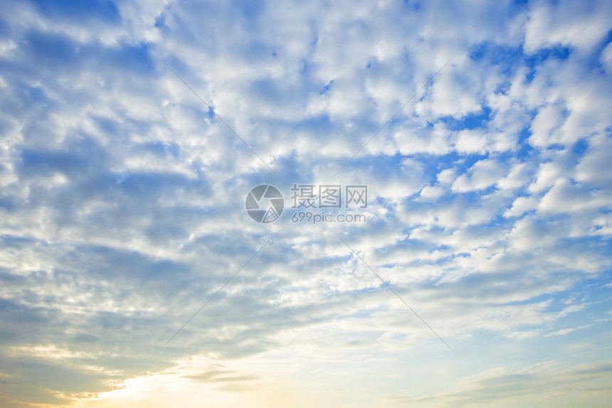 风景优美蓝色天空背景纹理白云日落大气层太阳图片