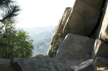 在科罗拉多州最高级的博尔德市风景美观停在佛斯塔夫山路一旁麓风景优美丽图片