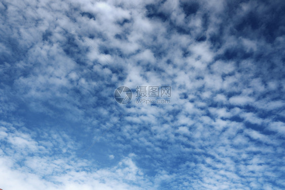 环境蓝色的云天空背景已准备就绪可供设计天气图片