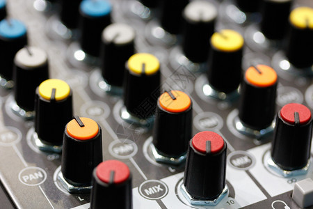 录音机混合关闭响器控制面板选择焦点声音的图片