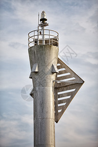 灰色现代金属灯塔顶部最佳海岸指导图片