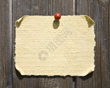 古老的木头本背景上的Grunge纸张已准备用于您的信件准备好图片