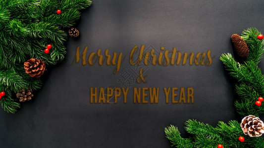 装饰银圣诞松树黑色背景的xma装饰品圣诞节礼物高清图片素材