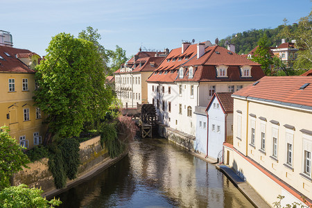 游客户外历史捷克布拉格市街配有建筑物和河川Travel照片2019年4月5日图片
