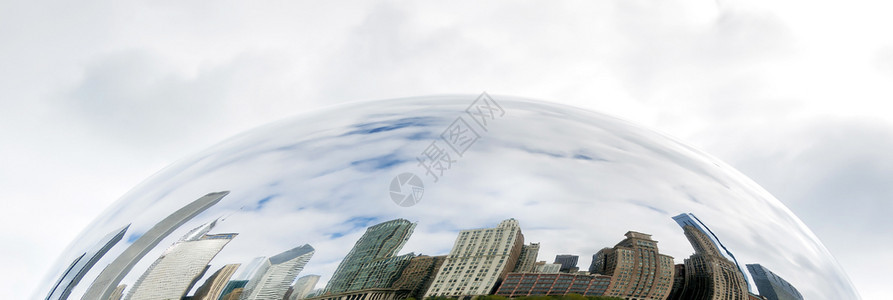 天空户外镜子芝加哥的建筑在云天里反射门上图片