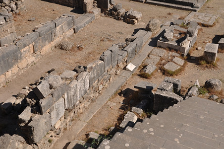 希腊科斯波克拉底人造的古老医院阿斯克莱皮尼奥的历史废墟希腊语镇图片