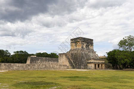 加勒比海旅行考古学墨西哥尤卡坦半岛的ChichenItzaMaya废墟景象图片