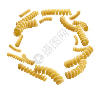 悬浮在白色背景上的意大利面食悬浮在白色背景上的意大利面食桩oopicapi螺丝钉图片