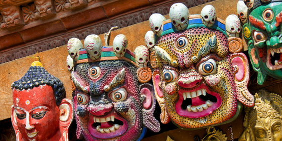 建造经典的纪念碑彩色面具苏韦尼商店Swayambhunath寺庙猴教科文组织世界遗产锡石加德满都尼泊尔亚洲图片