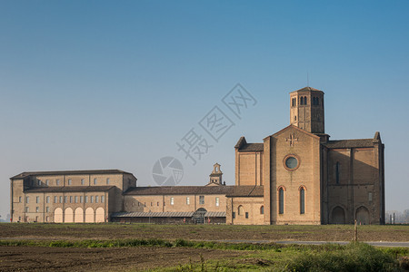 哥特欧洲的位于意大利帕尔马郊区的卡特修道院瓦塞雷纳修道院位于意大利帕尔马郊区的卡特修道院瓦塞雷纳修道院瓦尔塞雷娜图片