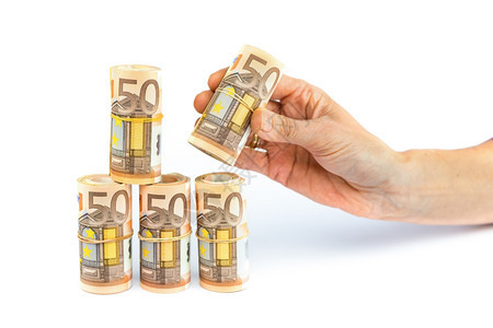 手拿欧元钞票孤立在白种背景的欧元财富钱荷兰图片