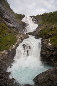 地标Flam到MyrdalFlamsbana铁路线的巨型Kjosfossen瀑布挪威吸引力级联图片
