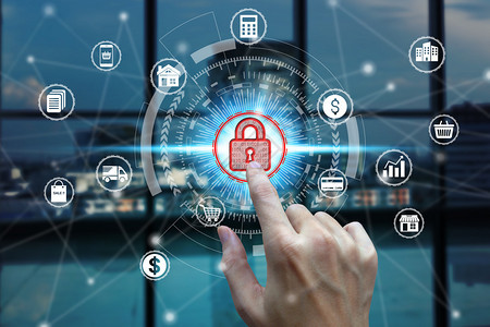 商人在网络连接安全数据保护商业技术隐私概念上触摸虚拟挂锁的图标网上安全数据保护商业技术隐私权概念在线的抽象私人图片