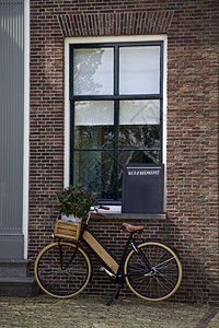 海牙自行车床铺和早餐牌家乡荷兰欧洲瞎的循环图片