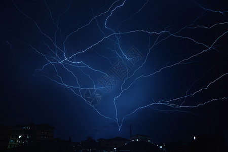 明亮的自然建造雨季雷暴风图片