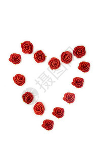 礼物庆典新鲜红玫瑰心形隔离在白色背景上浪漫情人节概念与复制空间文本新鲜红玫瑰心形隔离在白色背景上情人节概念与复制空间为了图片