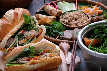 越南特色法棍三明治图片