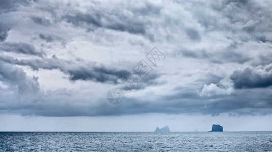 泰国安达曼海上空的风暴云苏梅景观热带背景图片
