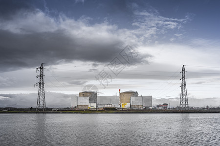 工厂电德国边境Fessenheim法国非常古老的加压水反应堆图像边界图片