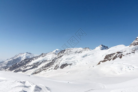 位于瑞士阿尔卑斯山的Jungfrarujoch的Aletsch冰川景观选择重点全景顶峰远足图片