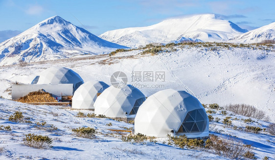 高的风景最佳冬季在火山上闪耀着堪察卡半岛在火山上闪耀着堪察卡半岛图片