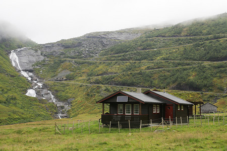 村庄高的前往挪威维克Vikafjellsvegen旅游者路线场景图片