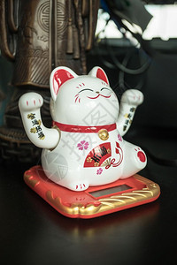 钱水ManekiNeko日本幸运猫型招手图片