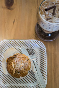 出去蓝莓松饼和冰咖啡摩卡股票照片食物门户14图片