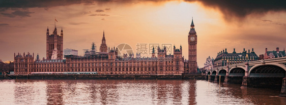 塔桥旅游英国伦敦日落时大本班图片