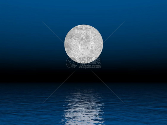 自然太阴美丽的满月深蓝色夜晚在海面上梦图片
