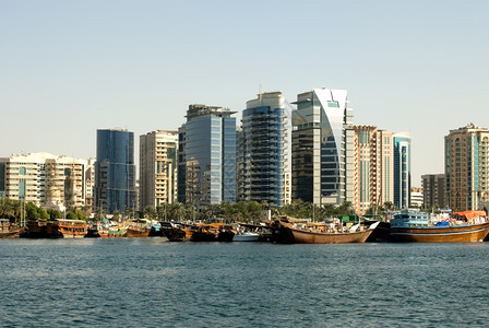 海岸线蓝色的阿拉伯联合酋长国迪拜市溪的现代建筑DubaiCreek城市图片