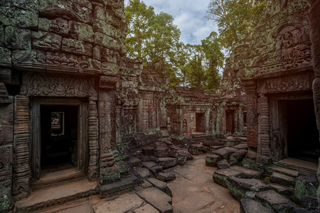 柬埔寨西姆庄园的PrasatTaprohm古老寺庙吴哥文化亚洲人图片