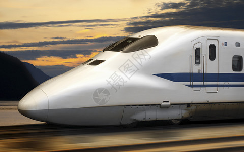 超速日本的Shinkansen列车日本Shinkansen是一个高速铁路网自从1964年托开伊多Shinkansen最初以210图片