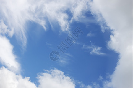太阳美丽的云色温暖夏日天气云景图片