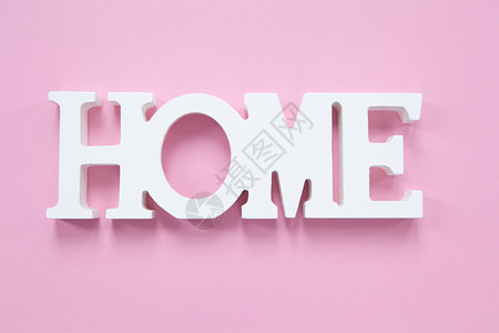 以千百年的粉红背景为名家庭舒适浪漫横向形式的概念平板建筑现代的坦屋图片
