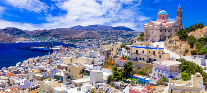 锡罗斯夏天希腊CycladesErmoupoli镇首府Syros岛阳极图片