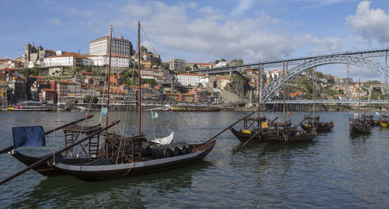 城市景观葡萄牙波尔图的托市或多是欧洲最古老的港口之一其历史中心于196年被教科文组织宣布为世界遗产地196年葡萄牙人国际著名出口图片